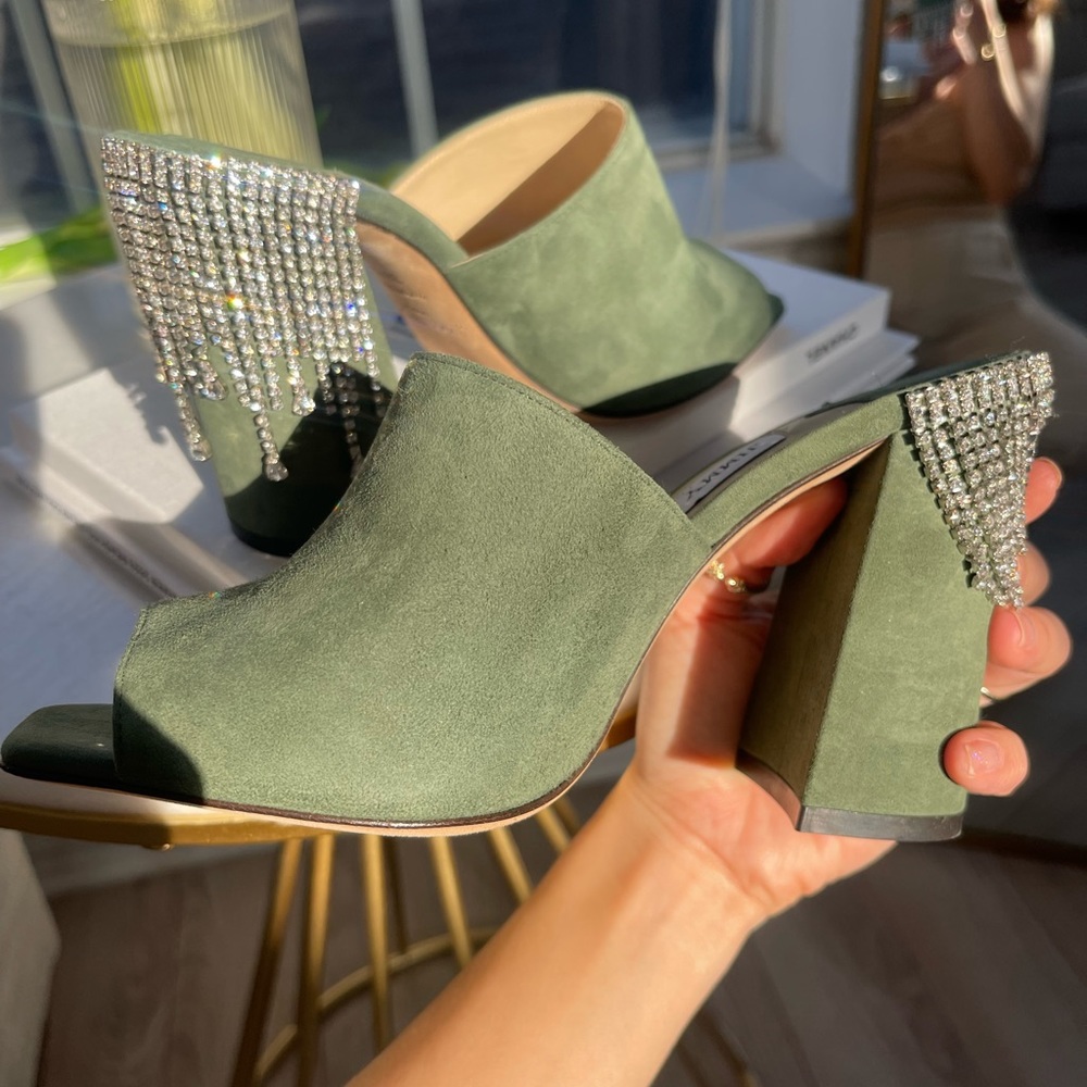 Jimmy Choo Baia 100 mm Crystal Detailed Mule
Cactus Green Crystal Suede Heels